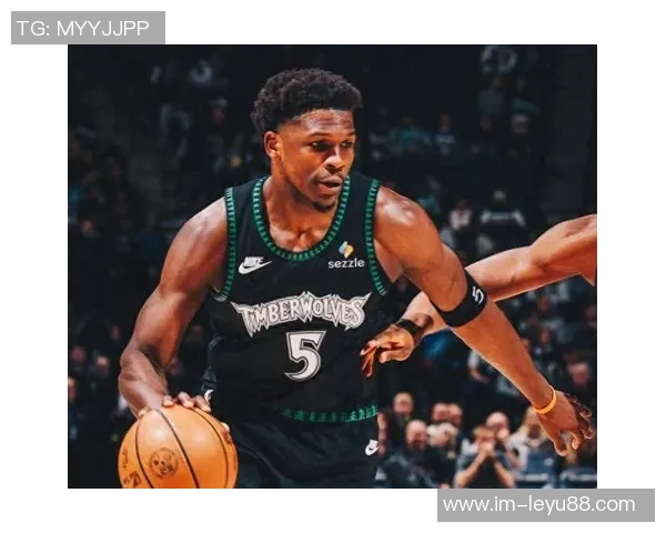 爱德华兹第六赛季单场30次数追平唐斯并列森林狼队史第一